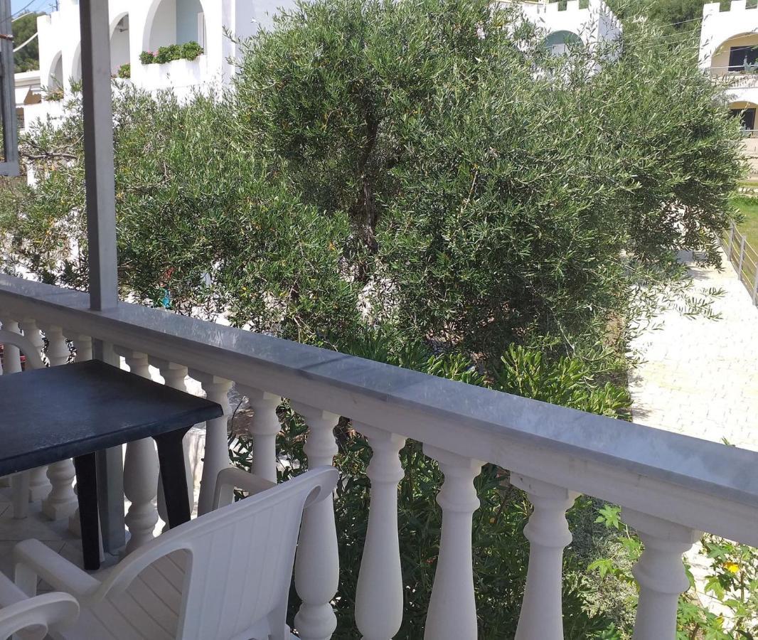 Sigma Hotel Paralia Vrachou Eksteriør bilde